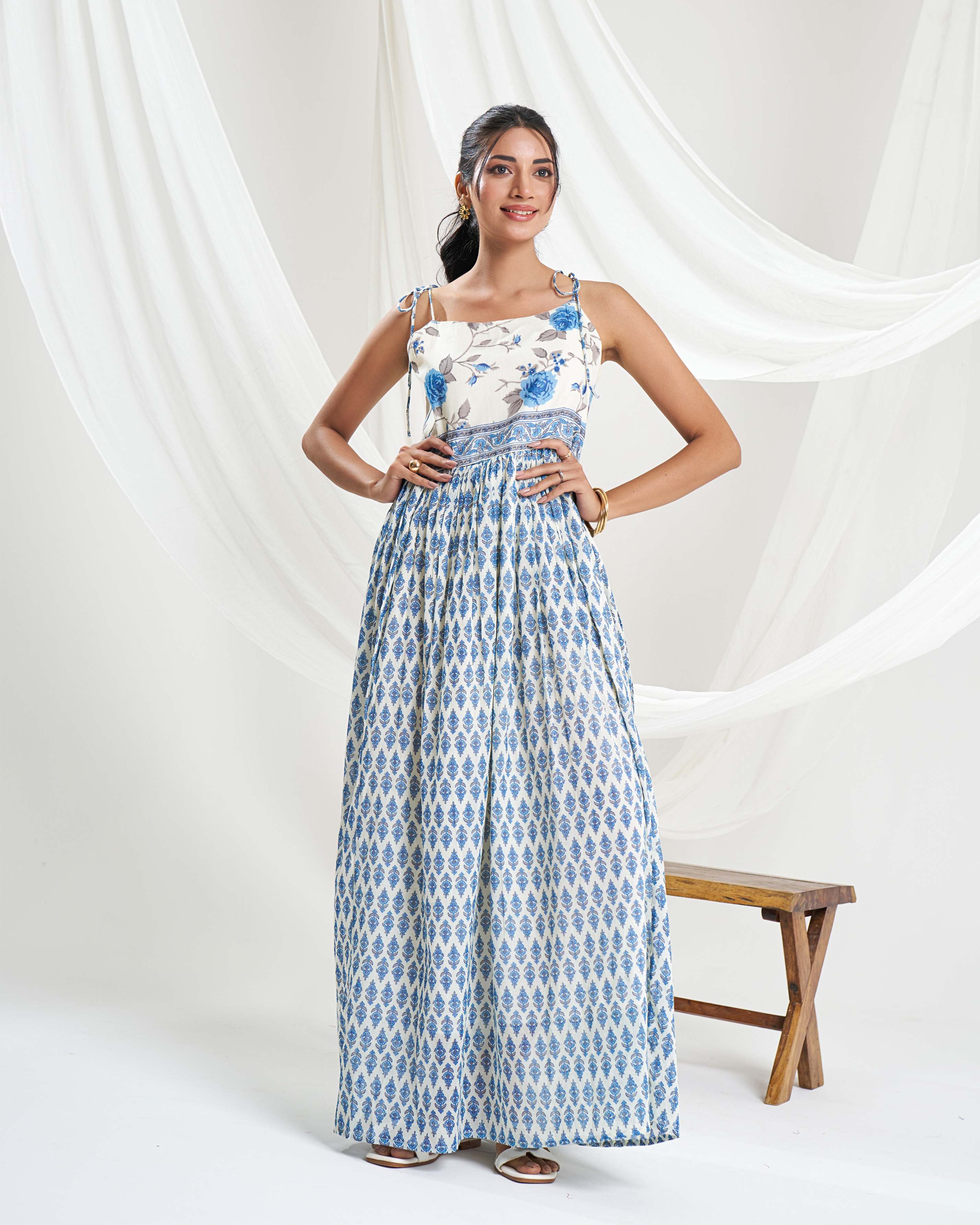 Aabroo Dress