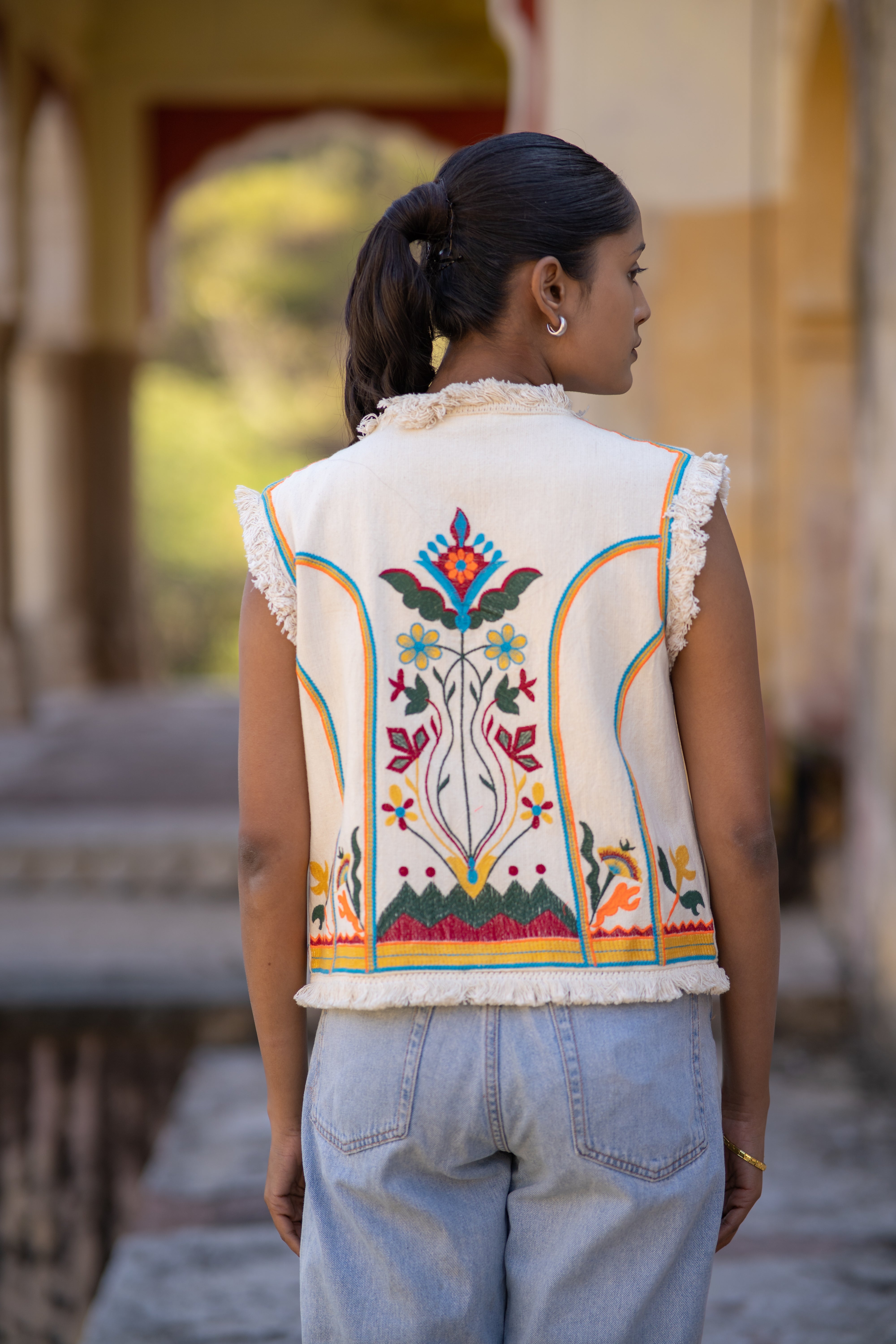Elm Vest