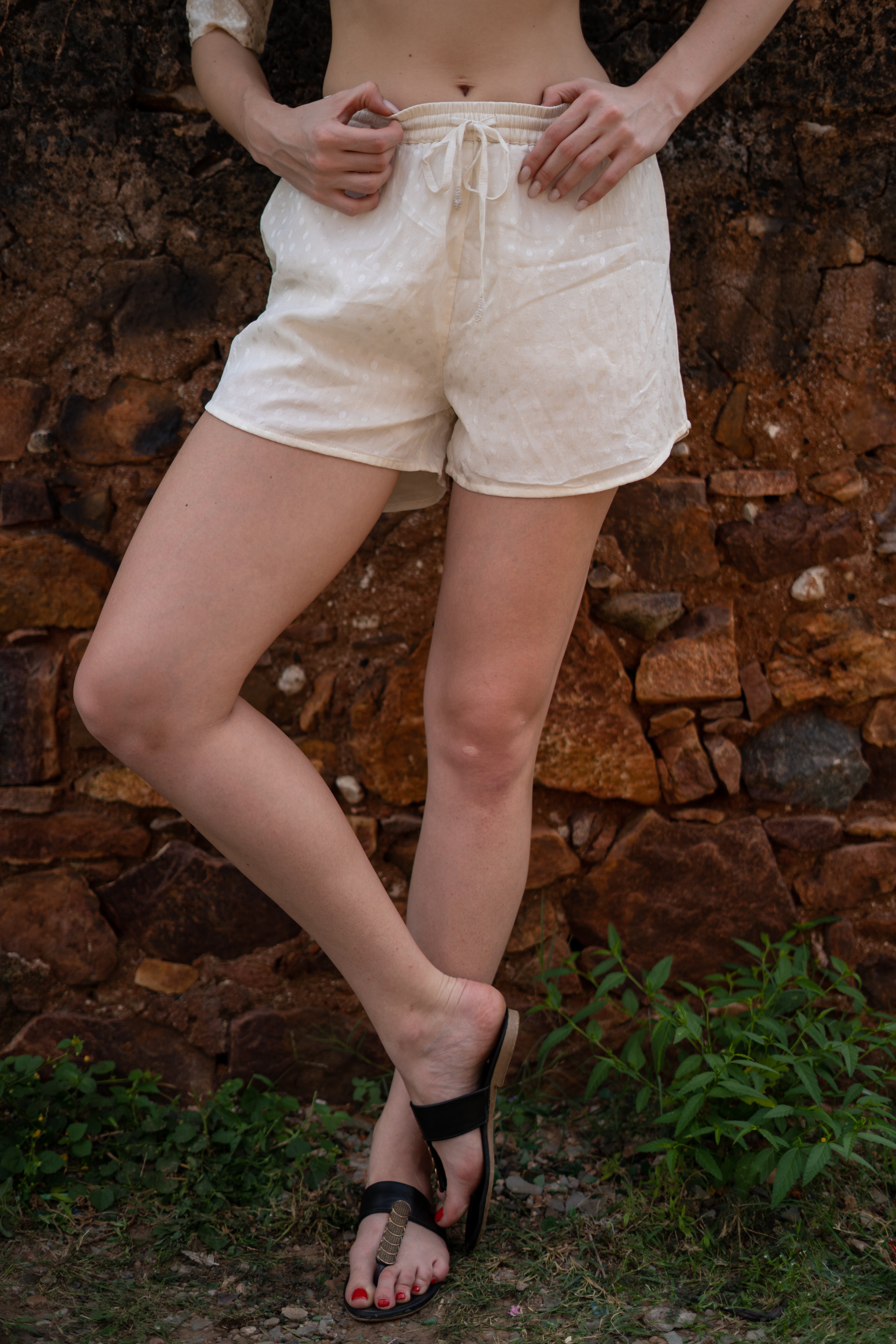 Light Beige Drawstring Shorts – Minimal & Breezy Comfort