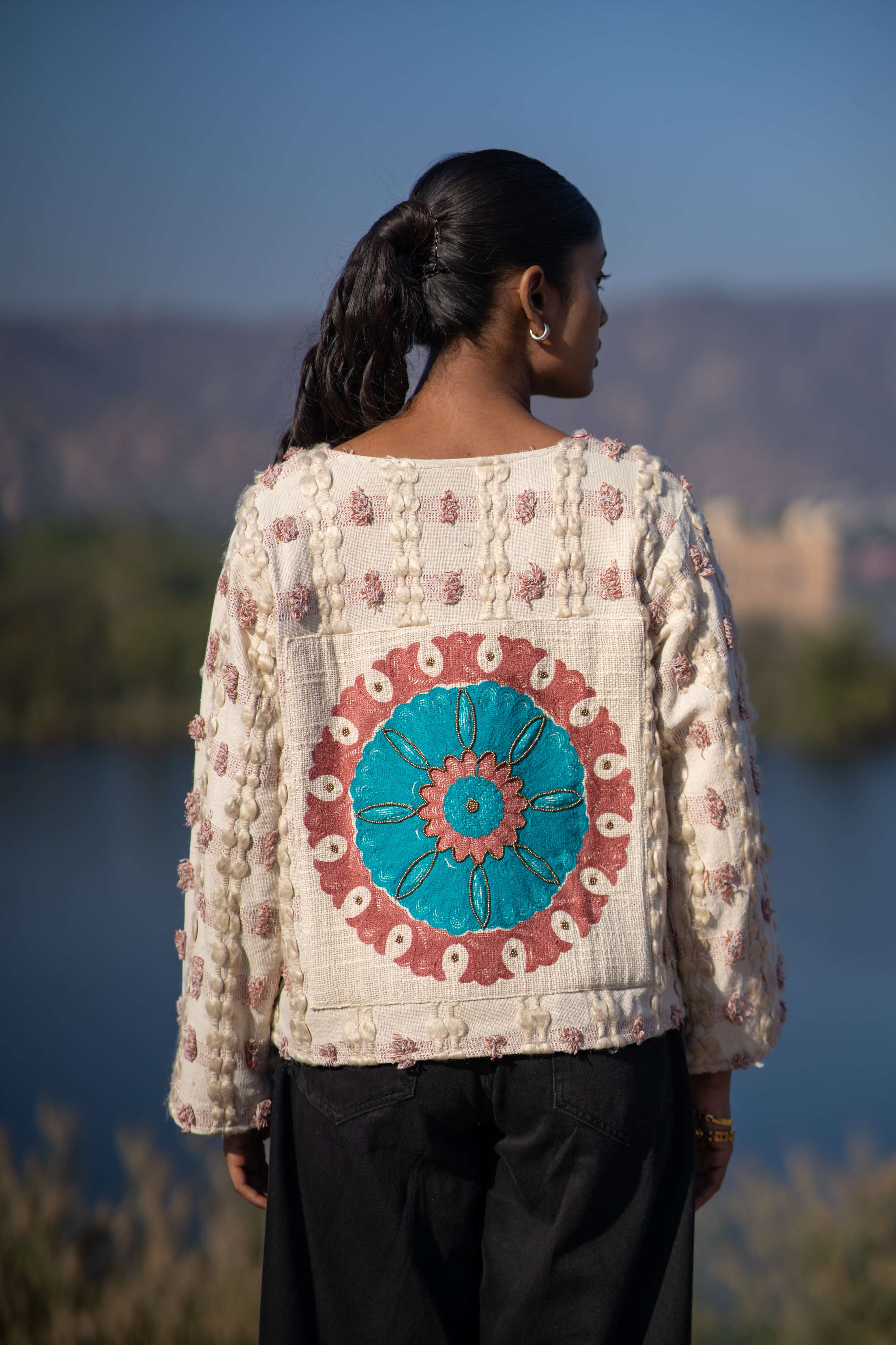 Elegant Flower Embroidery Jacket